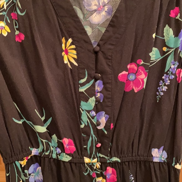 COPY - Old Navy flutter sleeve dress - Picture 3 of 4